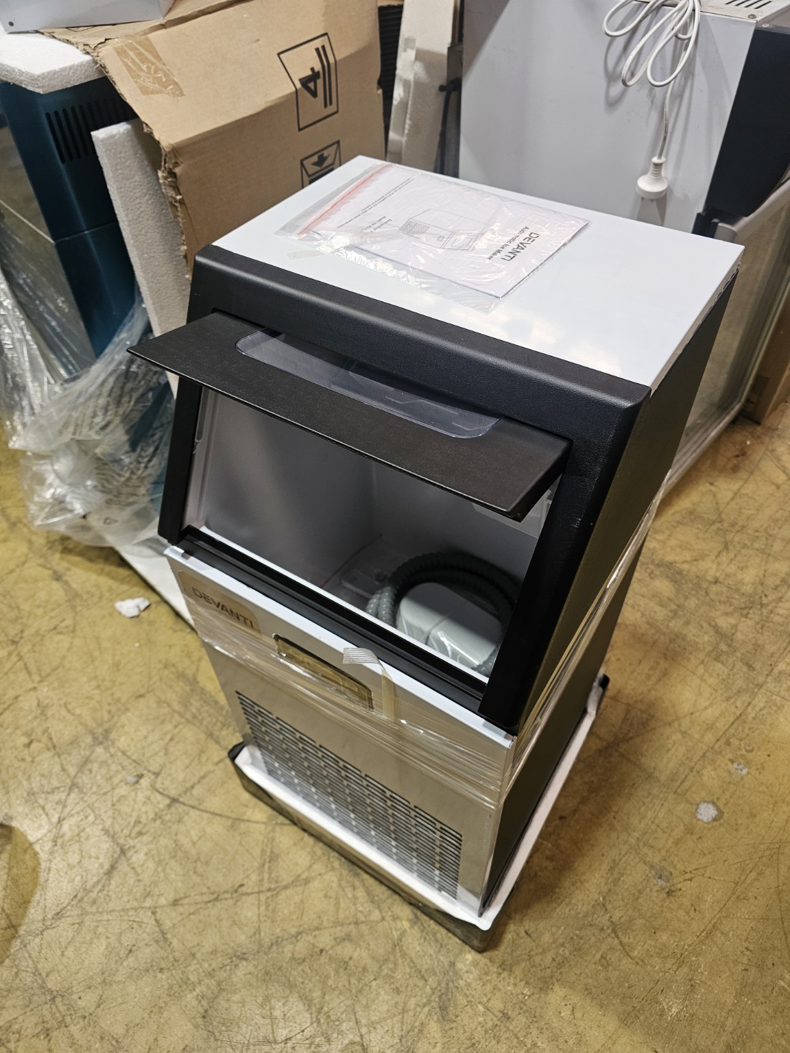 Devanti IM-ZB45A-COM 45kg Commercial Ice Maker Machine – Stainless Steel - Image 5